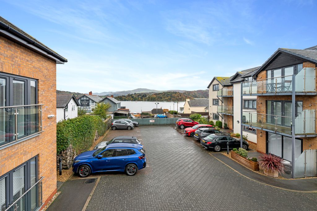 Additional image 2 of 2 bed flat for salePentywyn Road, Deganwy LL31