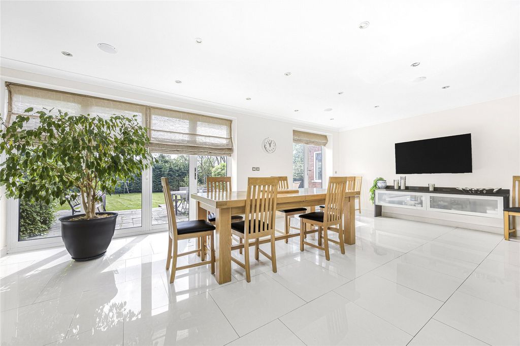 Additional image 14 of 7 bed detached house for saleOakside Way, Shinfield, Reading, Berkshire RG2