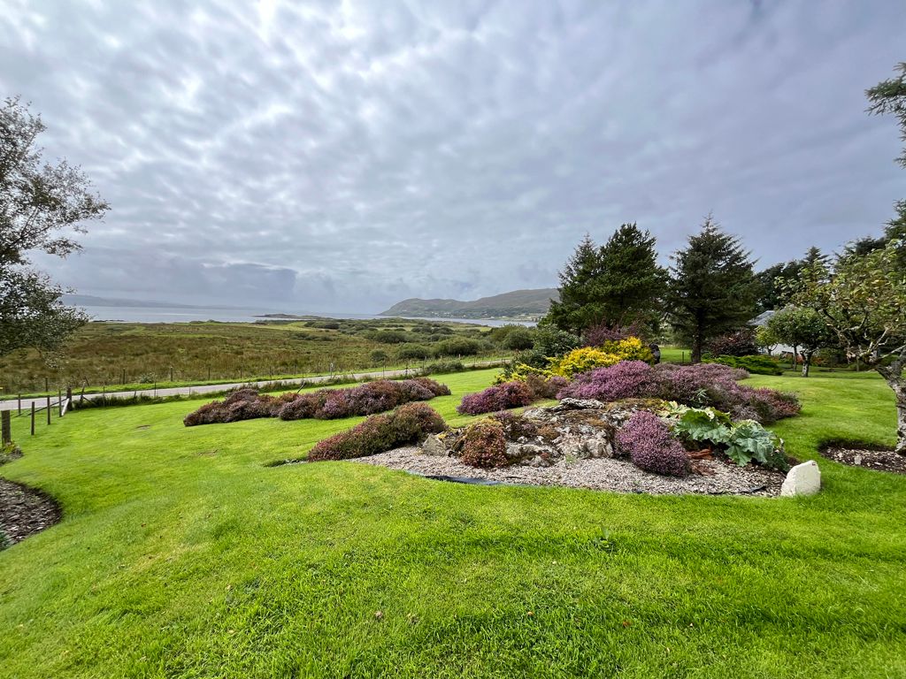 6 bed detached bungalow for saleKilchoan, Acharacle PH36 photo 2