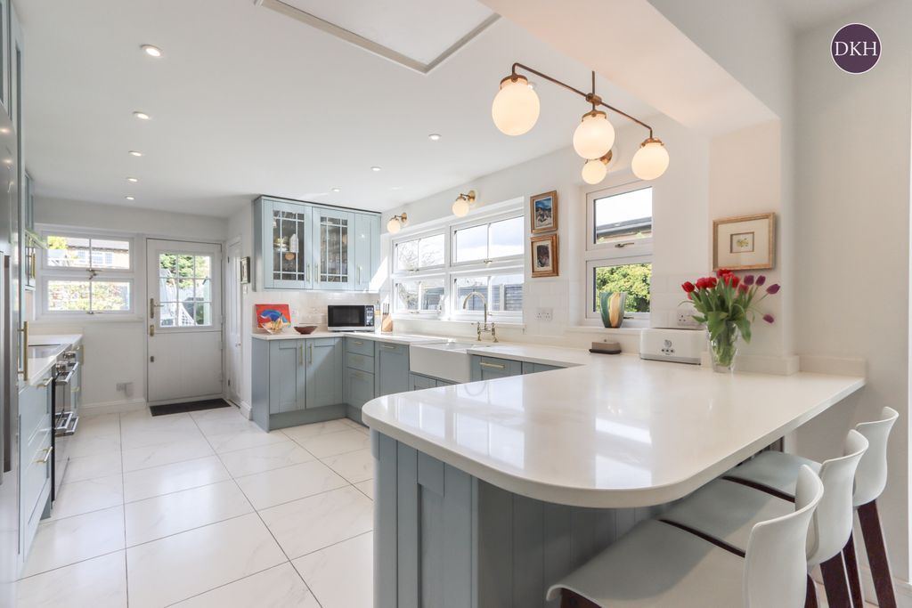 Additional image 8 of 3 bed detached house for saleAdrian Road, Abbots Langley, Hertfordshire WD5