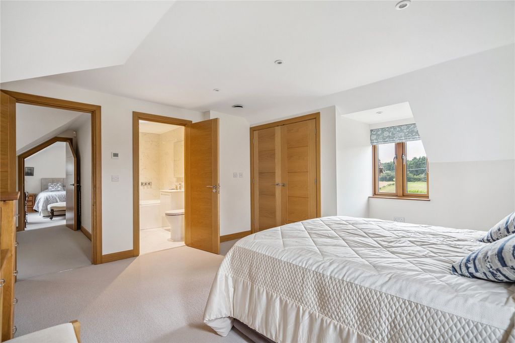Additional image 14 of 4 bed detached house for saleRossway, Berkhamsted, Hertfordshire HP4