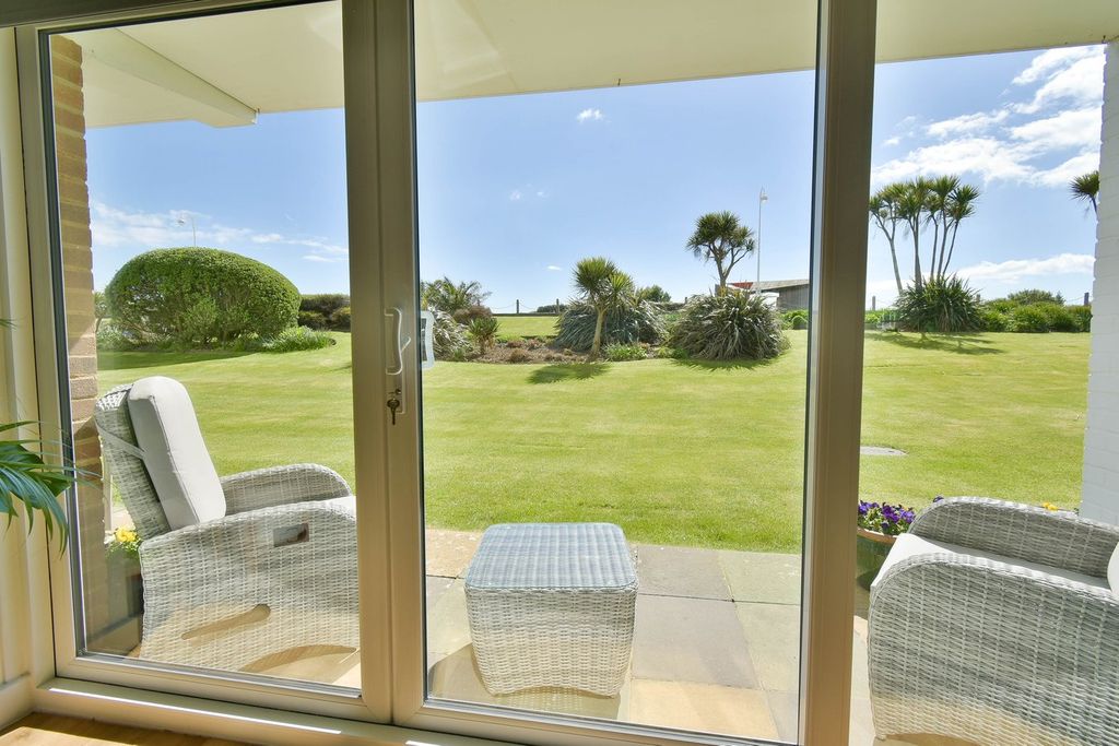 Additional image 16 of 3 bed flat for saleWest Parade, Bexhill-On-Sea TN39