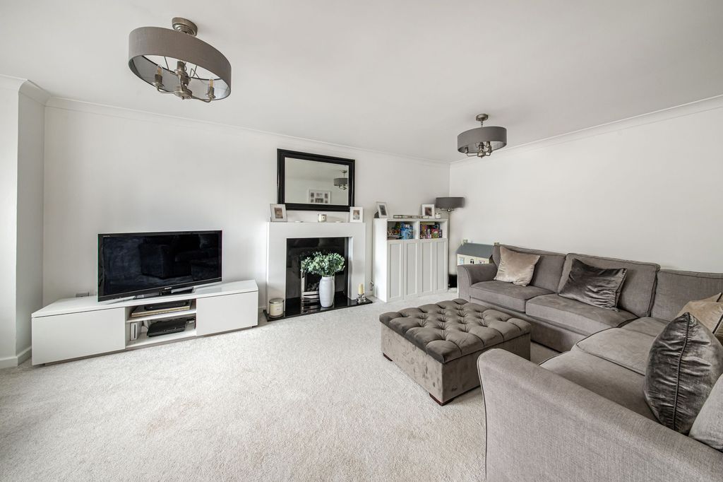 Additional image 3 of 4 bed detached house for saleHanson Road, Abingdon OX14