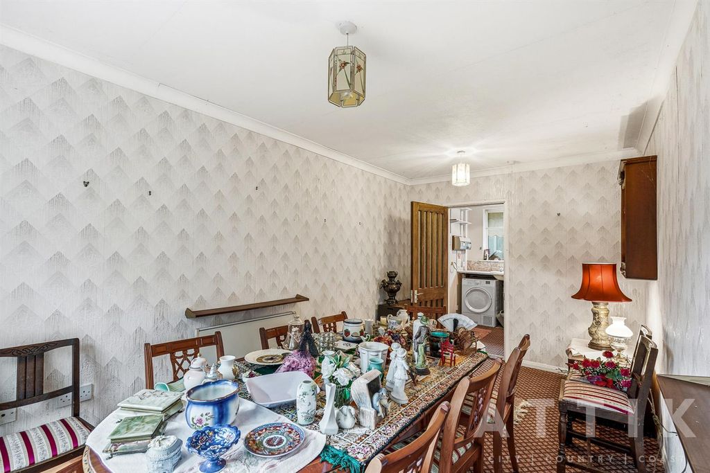 Additional image 19 of 5 bed detached bungalow for saleNorwich Road, Halesworth IP19