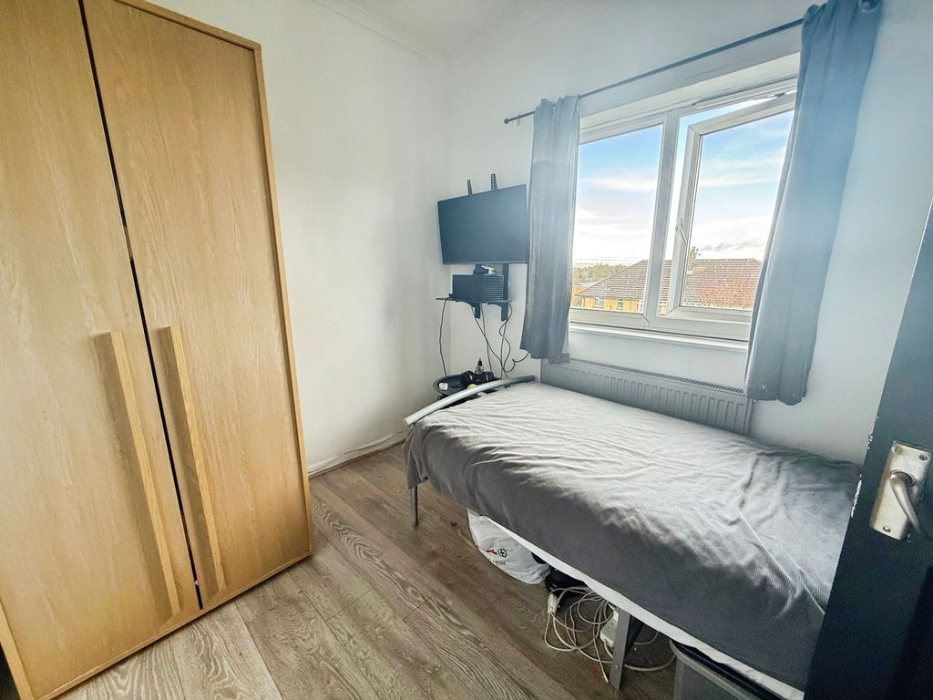 Additional image 11 of 3 bed semi-detached house for salePark Road, Barnoldswick BB18