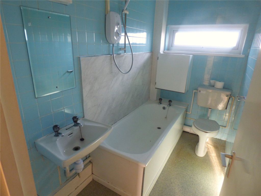 Additional image 7 of 2 bed flat for saleNew Quay, Ceredigion SA45
