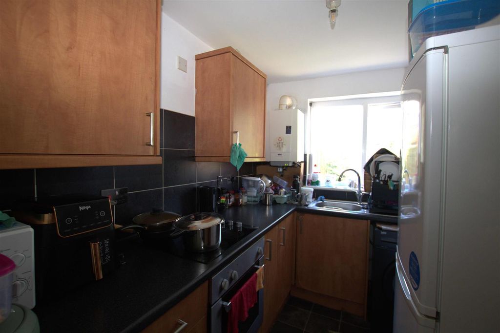 Additional image 4 of 2 bed flat for saleBroadwell Road, Middlesbrough TS4