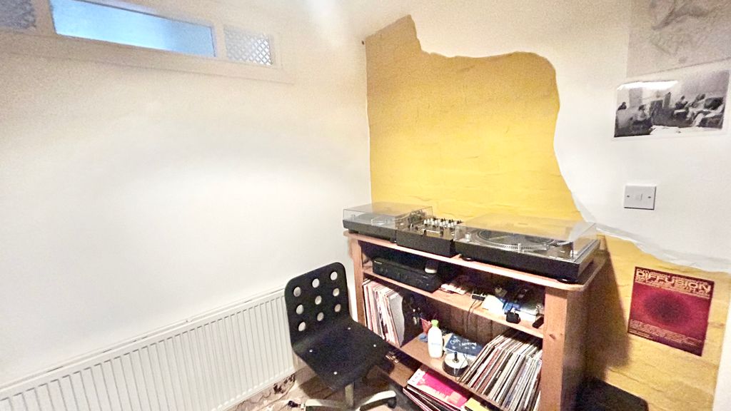 Additional image 13 of 2 bed flat for saleRidge Steps, Todmorden OL14