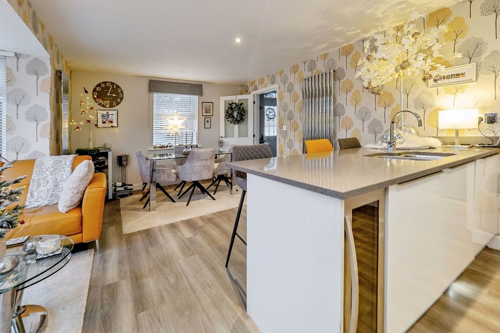 Additional image 6 of 5 bed detached house for saleFoxglove Way, Beverley HU17