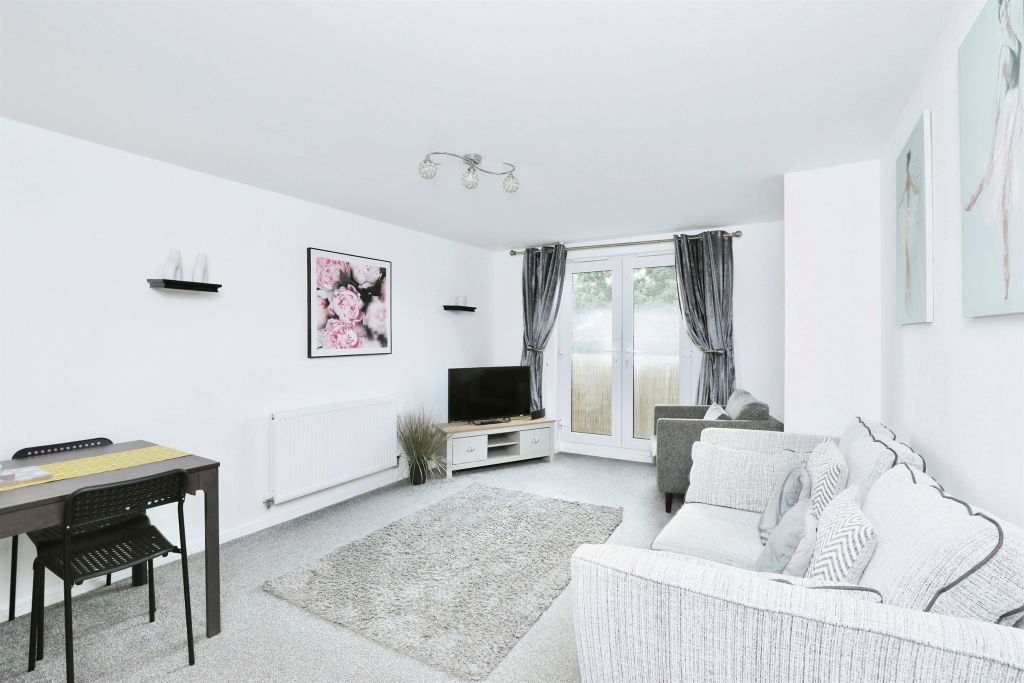 Additional image 2 of 2 bed flat for salePrimrose Place, Bessacarr, Doncaster DN4