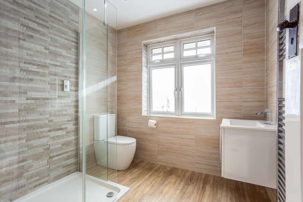 Additional image 8 of 4 bed detached house for saleWinchester Road, Alton GU34