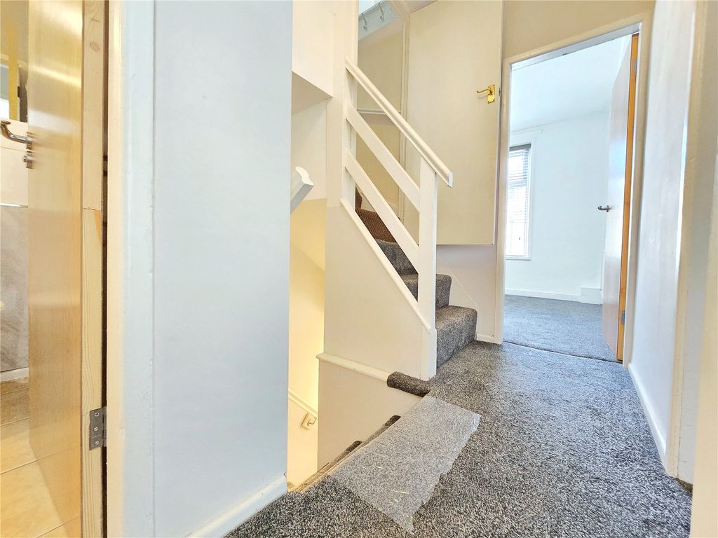Additional image 8 of 3 bed flat for saleNewchurch Road, Stacksteads, Rossendale OL13