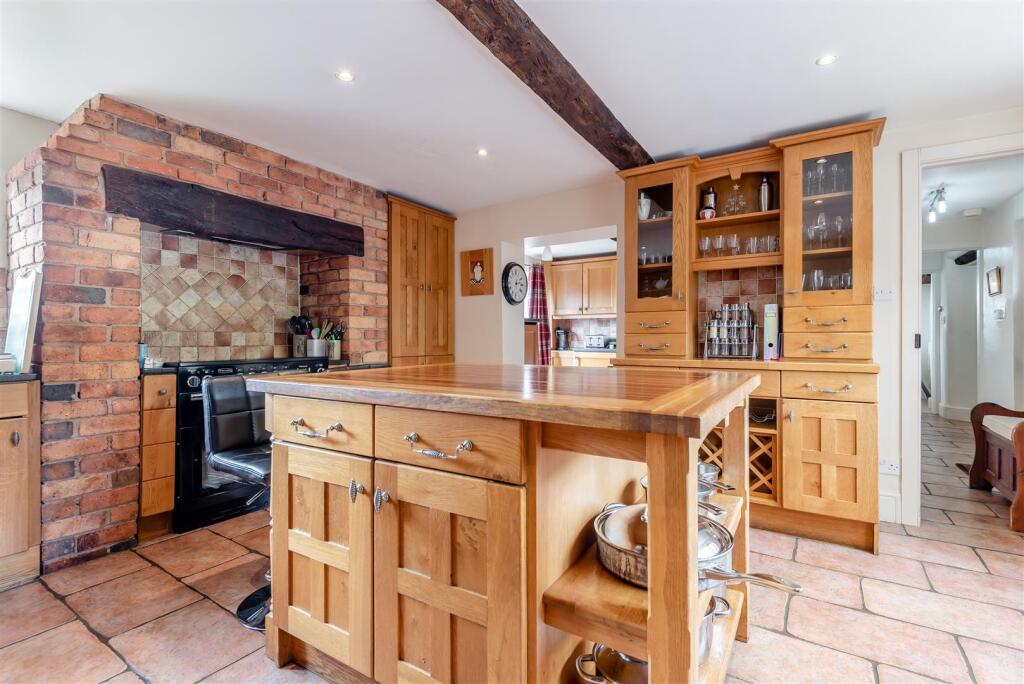 Additional image 30 of Dunnimere Farm, Portway Lane, Wiggington