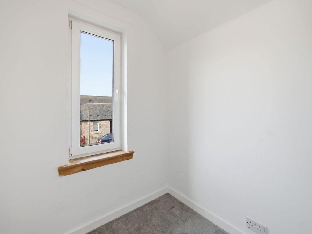 Additional image 11 of 3 bed semi-detached house for sale16 Juniper Avenue, Juniper Green, Edinburgh EH14