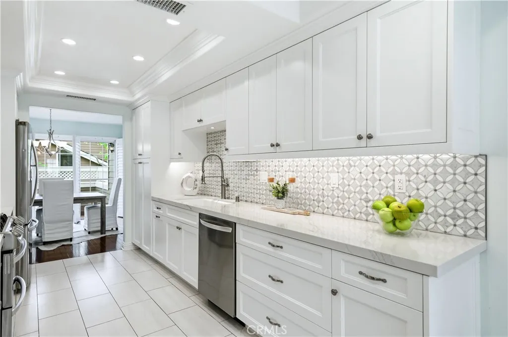Additional image 47 of 510 Stoneham Court Unit 102, Long Beach, CA 90803