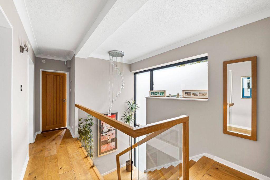 Additional image 14 of 4 bed detached house for saleGilhams Avenue, Banstead SM7