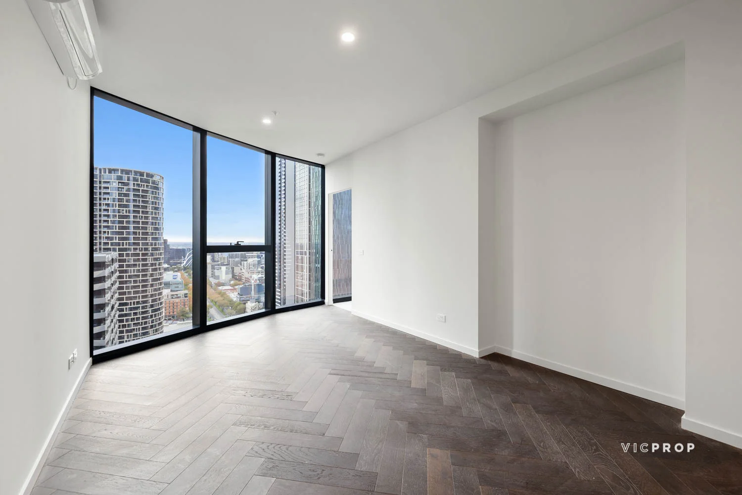 2901/119 A'Beckett Street, Melbourne VIC 3000