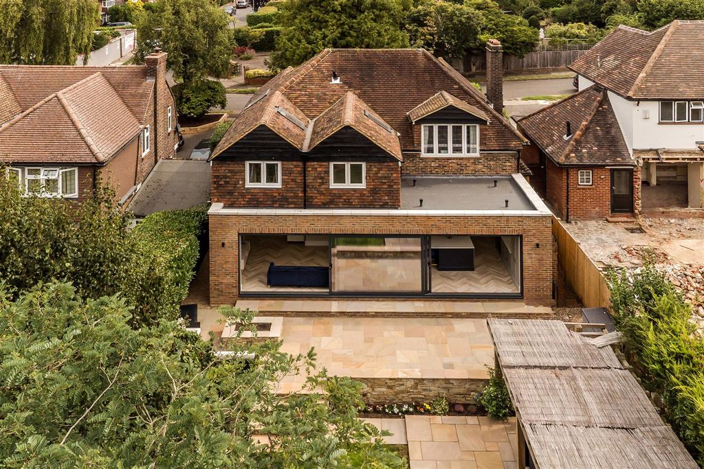 Additional image 21 of 5 bed detached house for saleBeacon Way, Banstead SM7