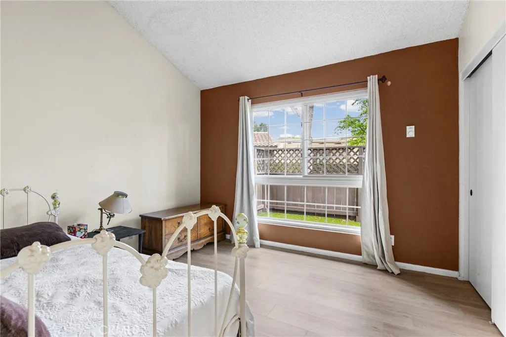 Additional image 43 of 88 Los Verdes Dr, San Luis Obispo, CA 93401