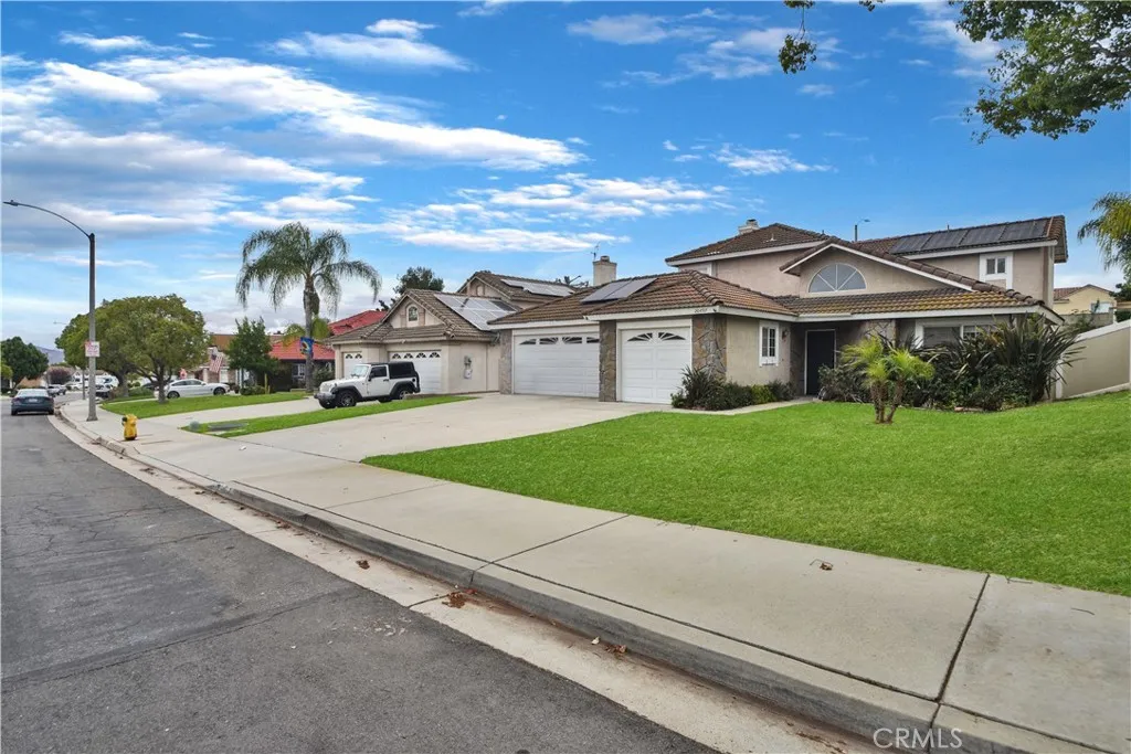20497 Bloomfield Rd, Riverside, CA 92508