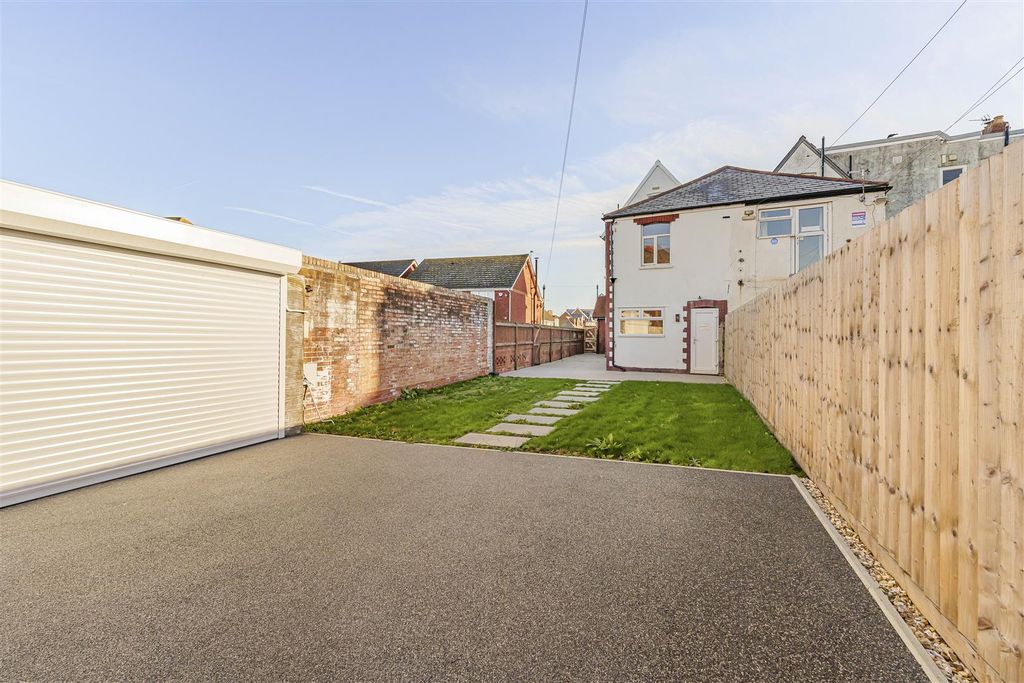 Additional image 18 of 5 bed town house for saleFriars Road, Barry CF62