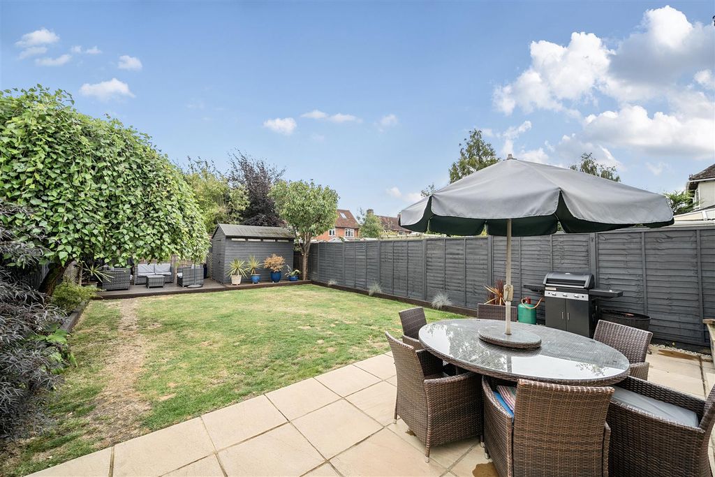 Additional image 15 of 4 bed detached house for saleNorthbrook Road, Aldershot GU11