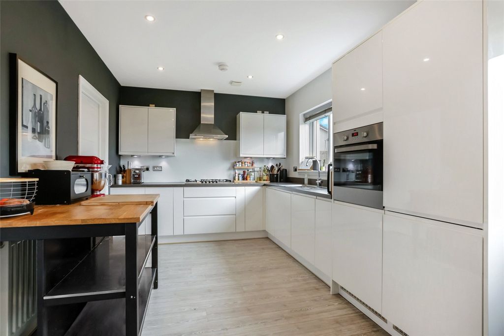 Additional image 4 of 4 bed detached house for saleBisset Place, Bathgate, West Lothian EH48