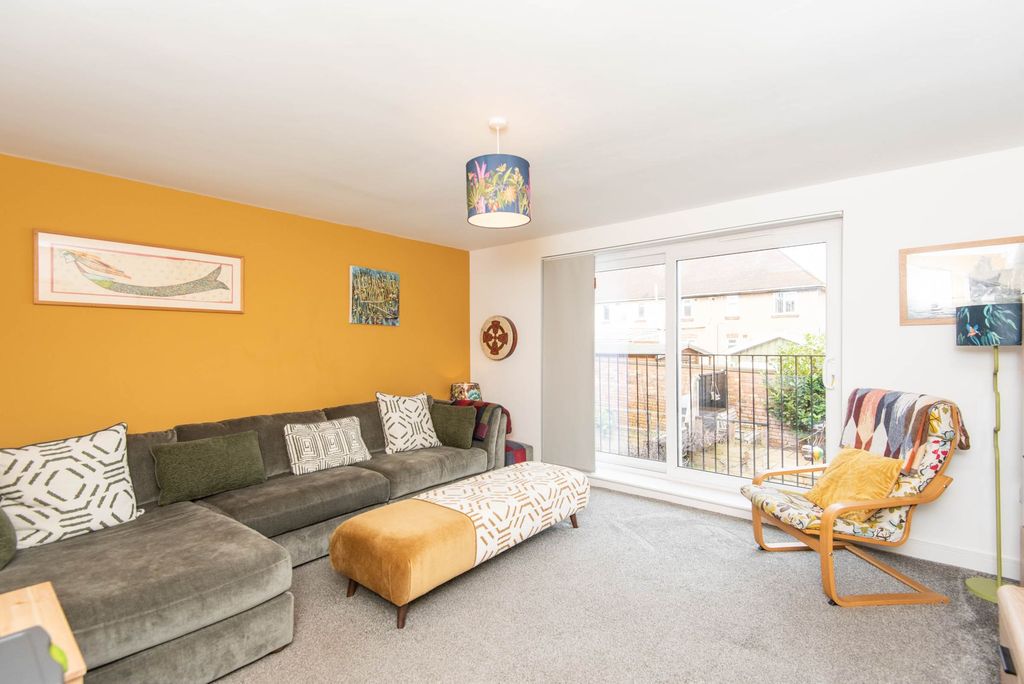Additional image 8 of 4 bed semi-detached house for saleGratton Place, Chesterfield S41