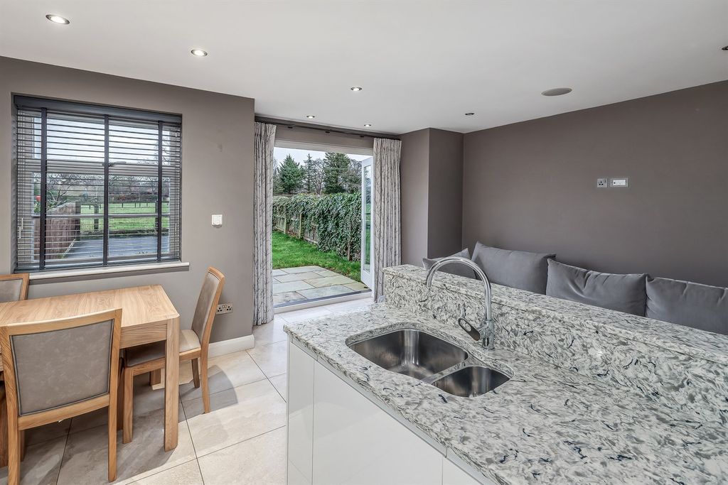 Additional image 7 of 3 bed town house for saleEdge View Crescent, Merrymans Lane, Alderley Edge SK9