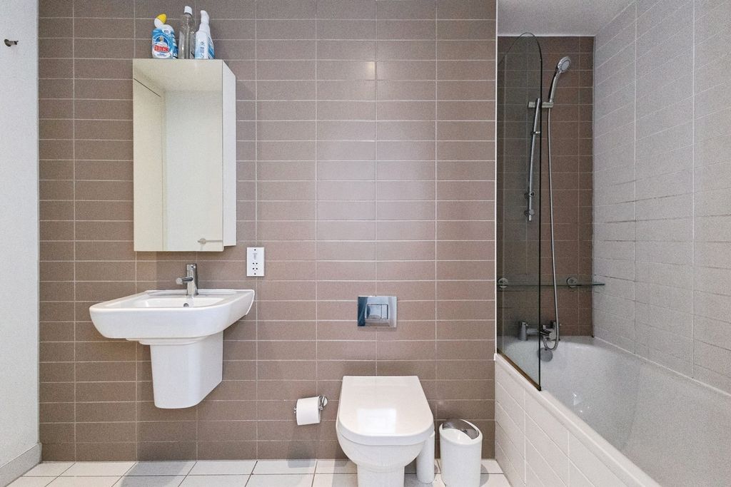 Additional image 12 of 2 bed flat for saleCastle Street, Stalybridge, Greater Manchester SK15
