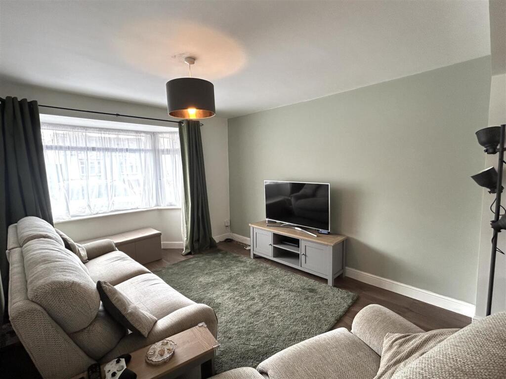 Additional image 5 of Oak Barn Road, Halesowen