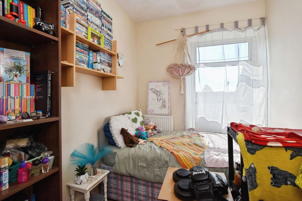 Additional image 16 of 4 bed terraced house for salePen Y Fon Street, Llanelli, Carmarthenshire SA15