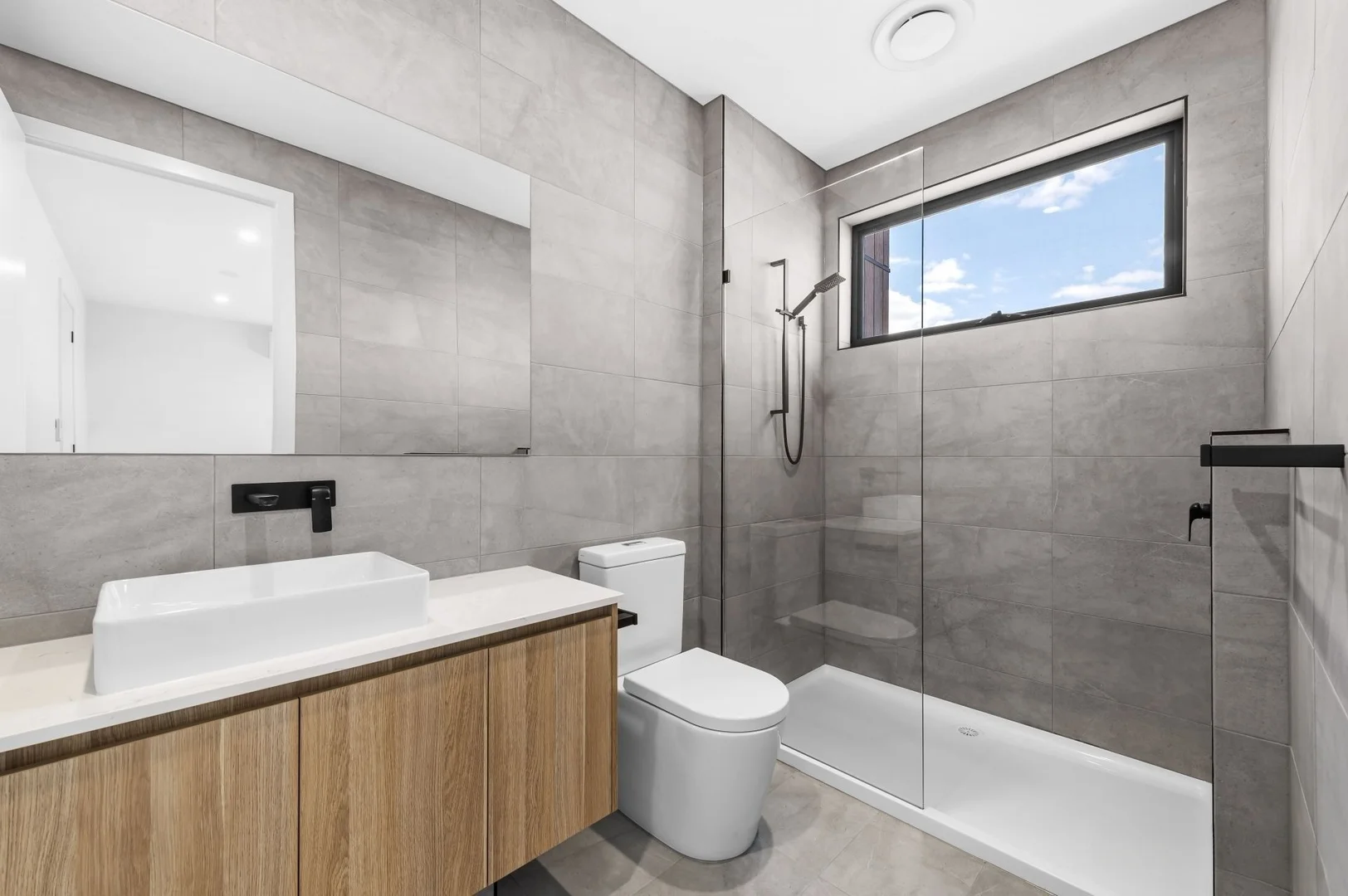 Additional image 3 of 2/18 Champion Street, Doncaster East VIC 3109