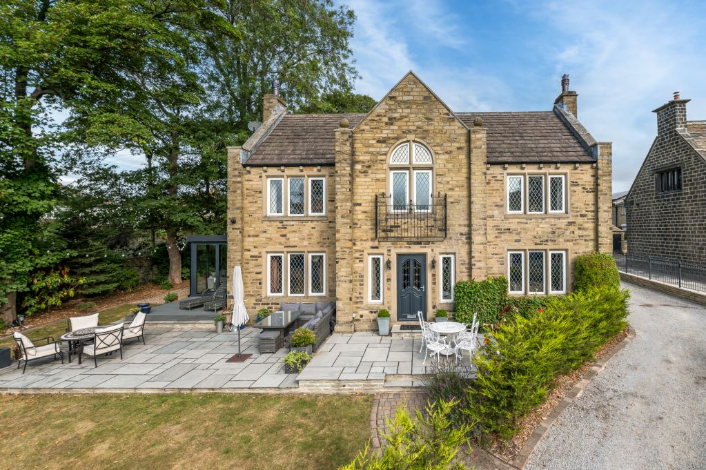Additional image 5 of 5 bed detached house for saleHuntsmans Close, Eldwick, Bingley, West Yorkshire BD16