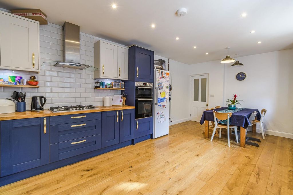 Additional image 20 of 4 bed semi-detached house for saleRomilly Road, Barry CF62