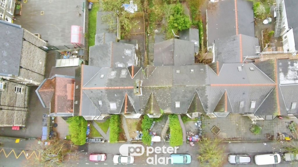 3 bed detached house for saleStacey Road, Cardiff CF24