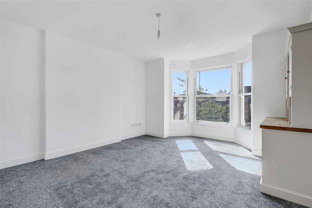 Additional image 9 of 2 bed flat for saleDerby Road, Long Eaton NG10