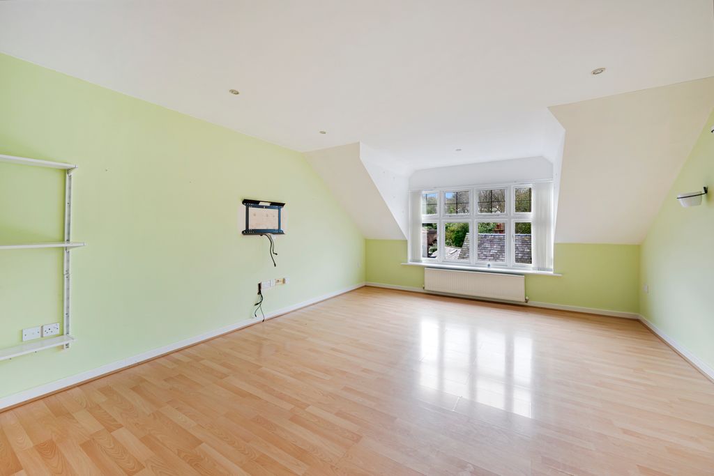 Additional image 4 of 2 bed flat for saleChapel Road, Alderley Edge, Cheshire SK9