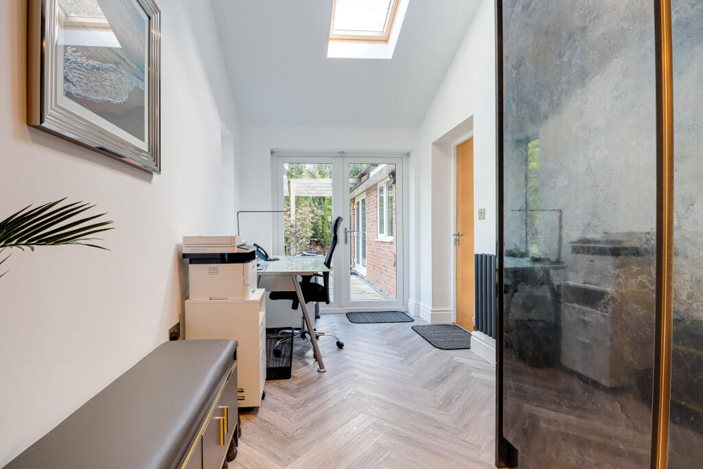 Additional image 11 of Halifax Close, Bricket Wood, St. Albans, AL2