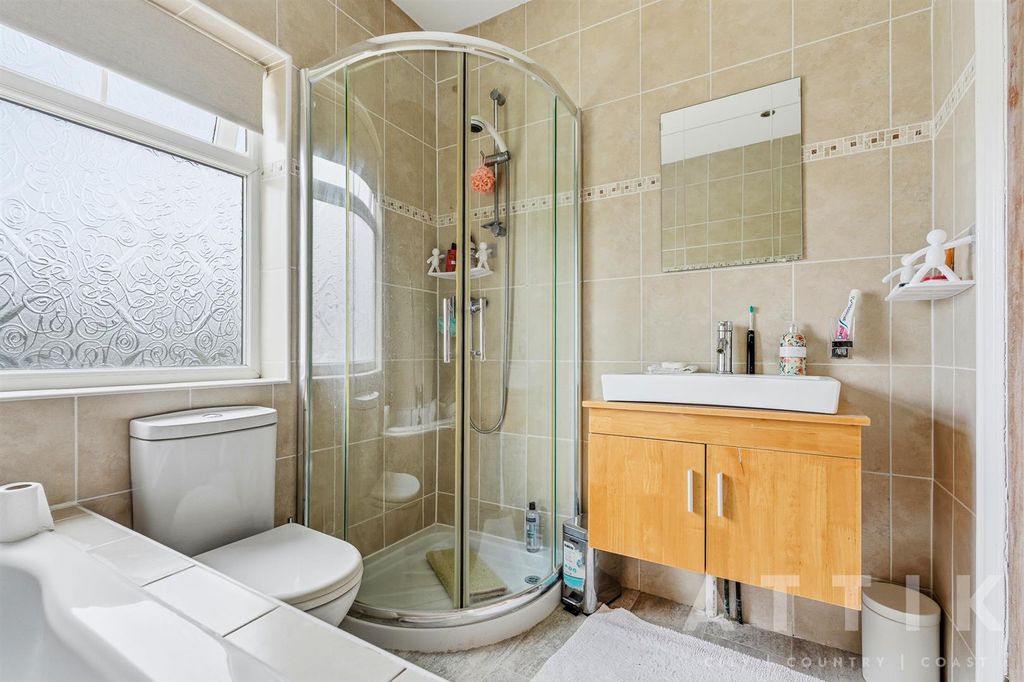 Additional image 22 of 3 bed semi-detached house for saleUpper Avenue, Halesworth IP19