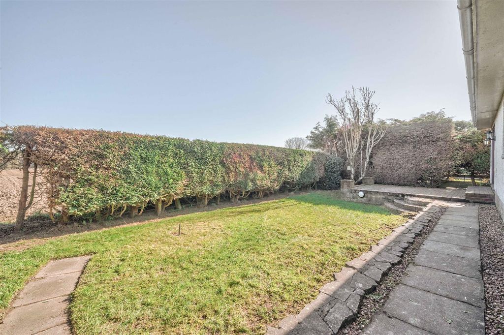Additional image 17 of 4 bed detached bungalow for saleAffleck Gardens, Monikie, Broughty Ferry, Dundee DD5