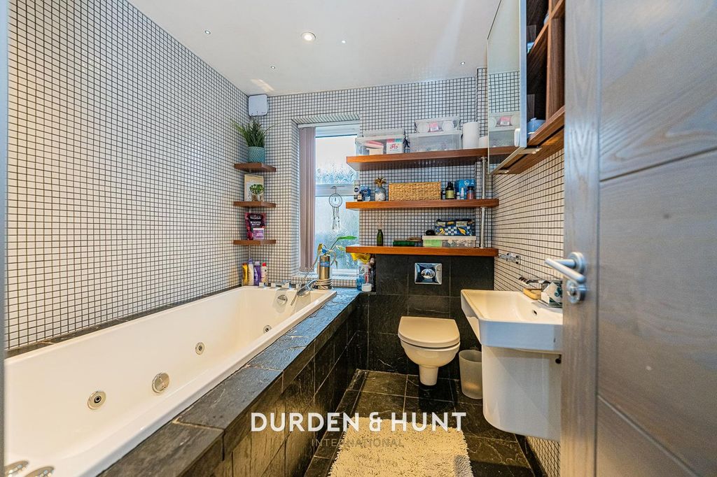 Additional image 21 of 4 bed terraced house for saleWestminster Gardens, Barking IG11