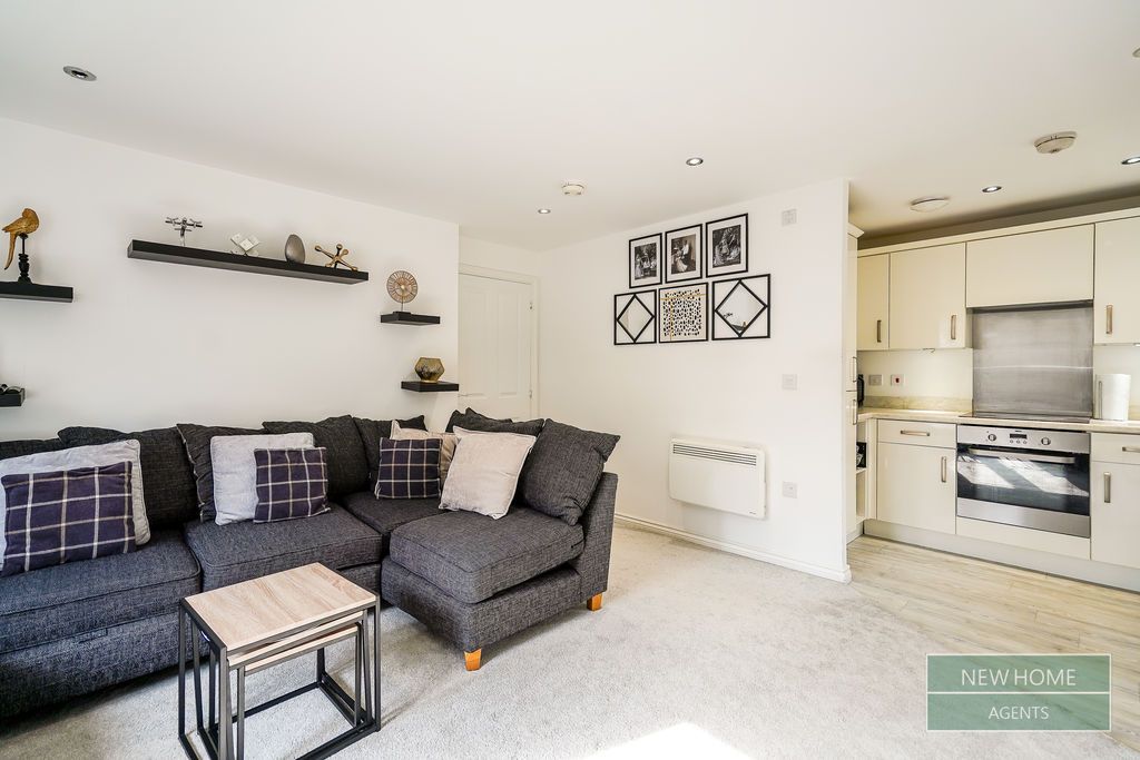 Additional image 3 of 2 bed flat for saleWhitstable Mews, Wortley, Leeds LS12