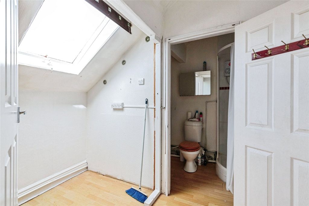 Additional image 17 of 6 bed end terrace house for saleVictoria Road, Lytham St. Annes, Lancashire FY8