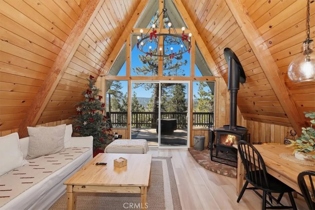 Additional image 45 of 1146 Ridge Rd, Fawnskin, CA 92333