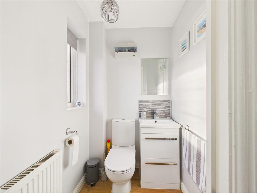 Additional image 5 of 3 bed detached house for saleSantolina Way, Hull HU4