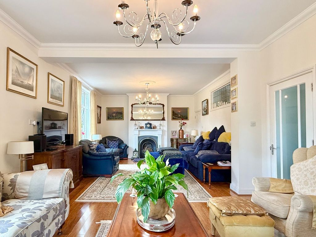 Additional image 2 of 7 bed detached house for salePotmans Lane, Bexhill On Sea TN39