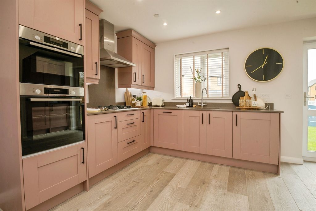 Additional image 7 of 3 bed detached house for saleKings Drive, Cardiff CF3