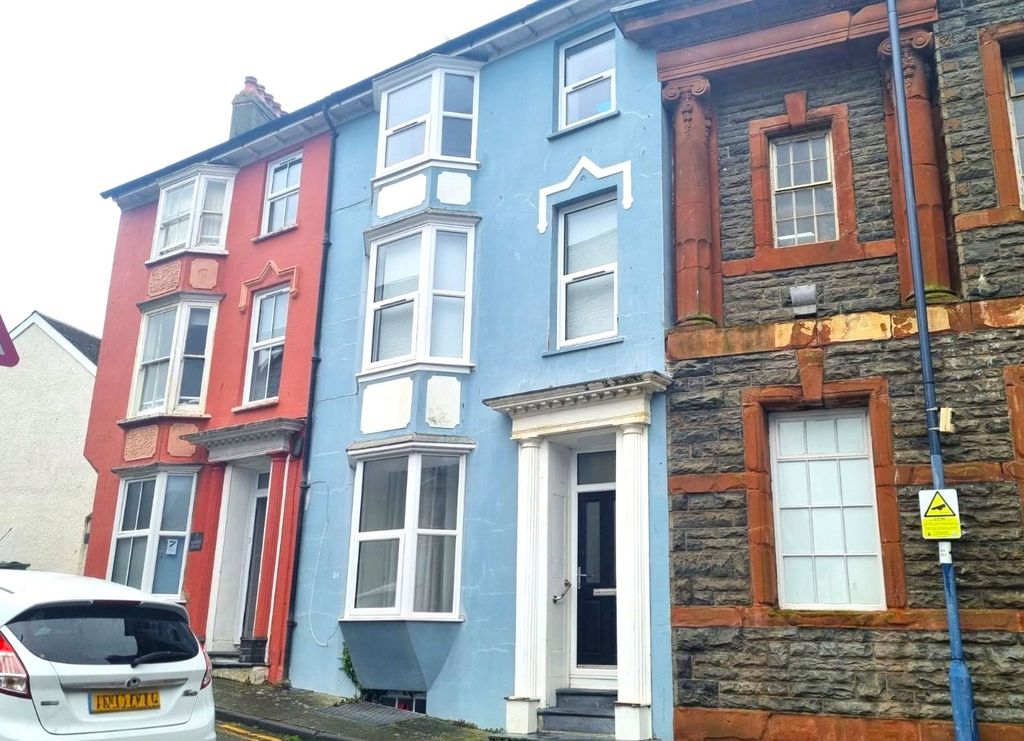 Additional image 2 of 2 bed flat for saleAlfred Place, Aberystwyth, Ceredigion SY23