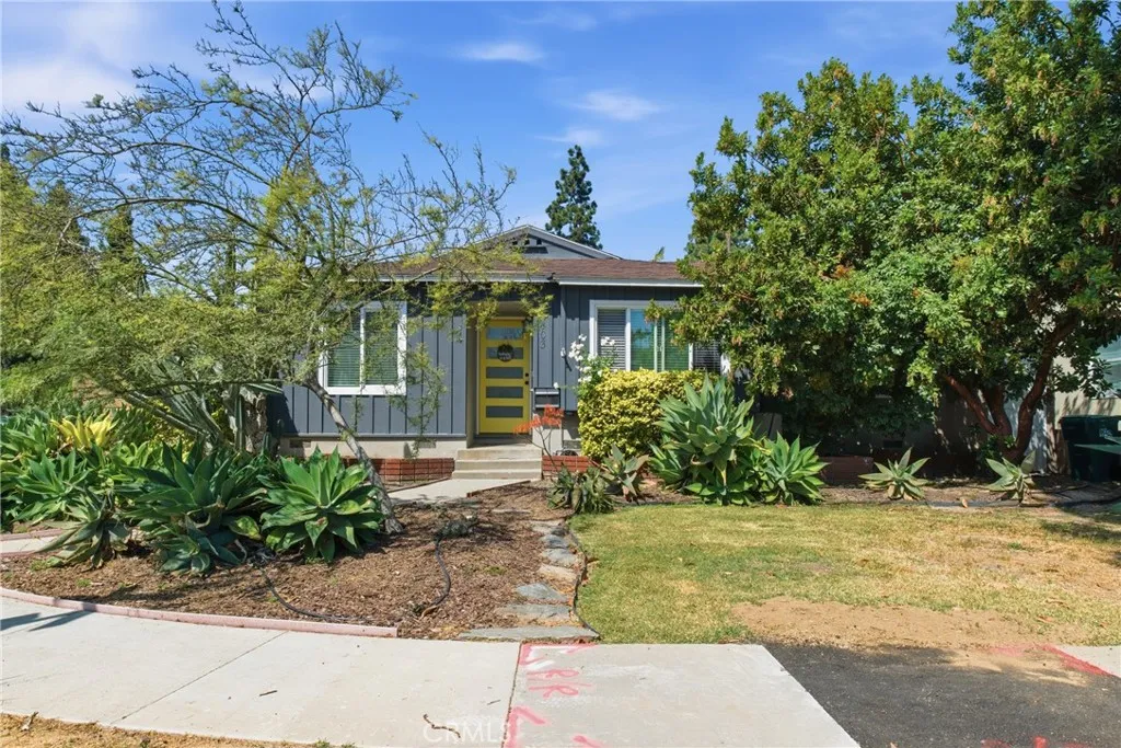 3403 Roxanne Ave, Long Beach, CA 90808